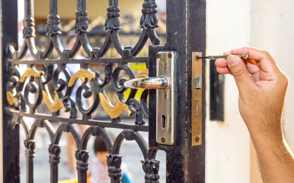 tarif ouverture de porte serrurier Chambourcy
